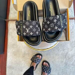 Chinelo Slide Louis Vuitton